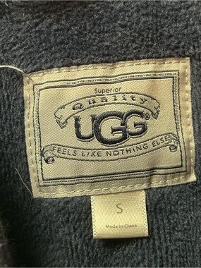 Women’s Made in Australia Ugg purple hoodie with silver accents and soft inside